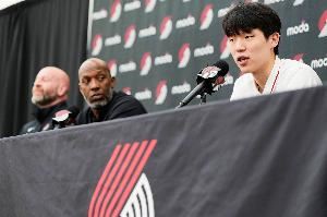 比卢普斯美方经纪公司与杨瀚森是同一家 开小灶说明看重杨瀚森